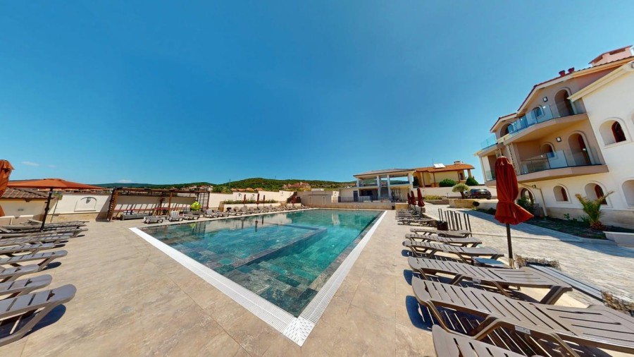 1 Bed, 1 Bath, ApartmentFor Sale, KosharItsa