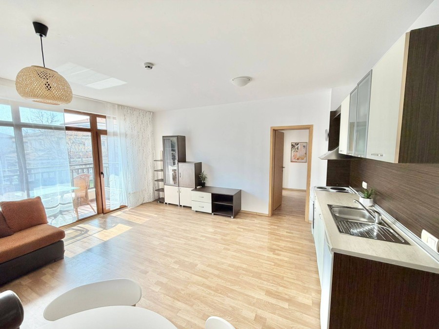 3 Bed, 2 Bath, ApartmentFor Sale, Aheloy