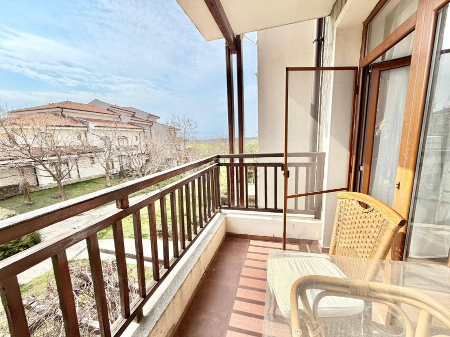 3 Bed, 2 Bath, ApartmentFor Sale, Aheloy