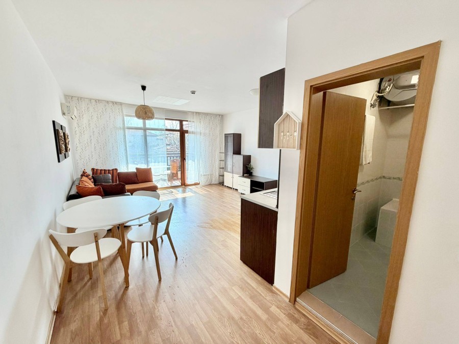 3 Bed, 2 Bath, ApartmentFor Sale, Aheloy