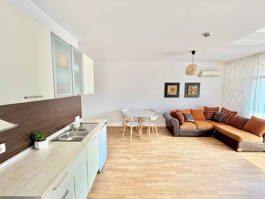 3 Bed, 2 Bath, ApartmentFor Sale, Aheloy