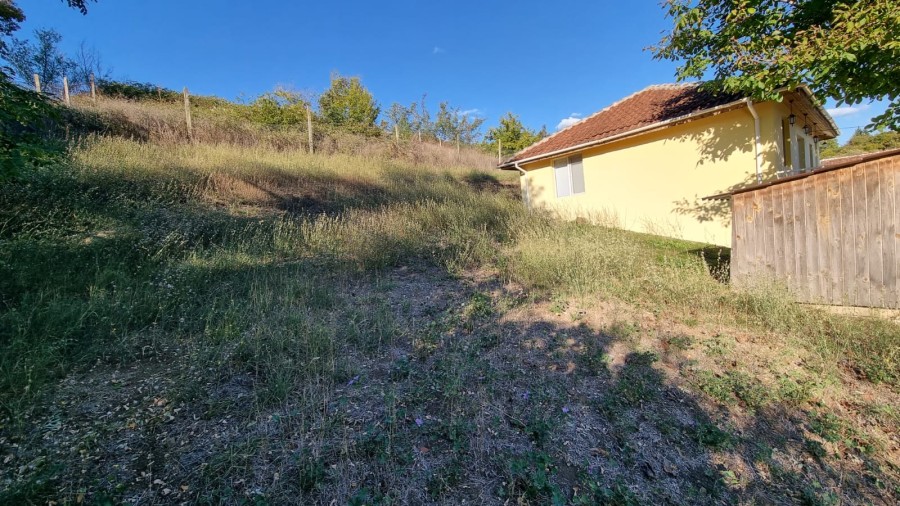 3 Bed, 1 Bath, HouseFor Sale, Novo Panicharevo