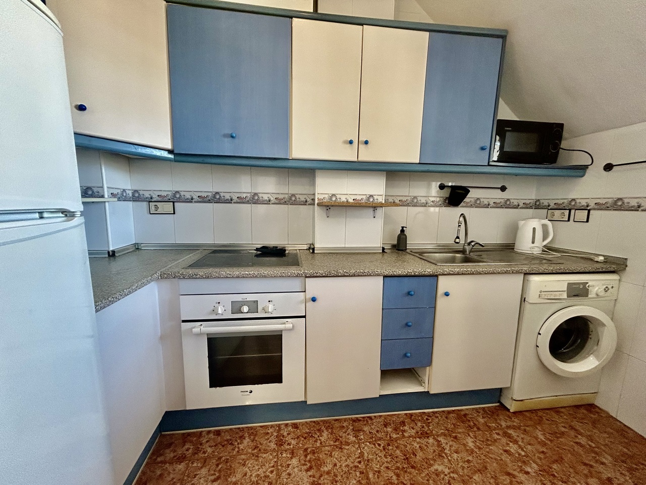 2 Bed, 1 Bath, ApartmentFor Sale, Los Altos, Alicante