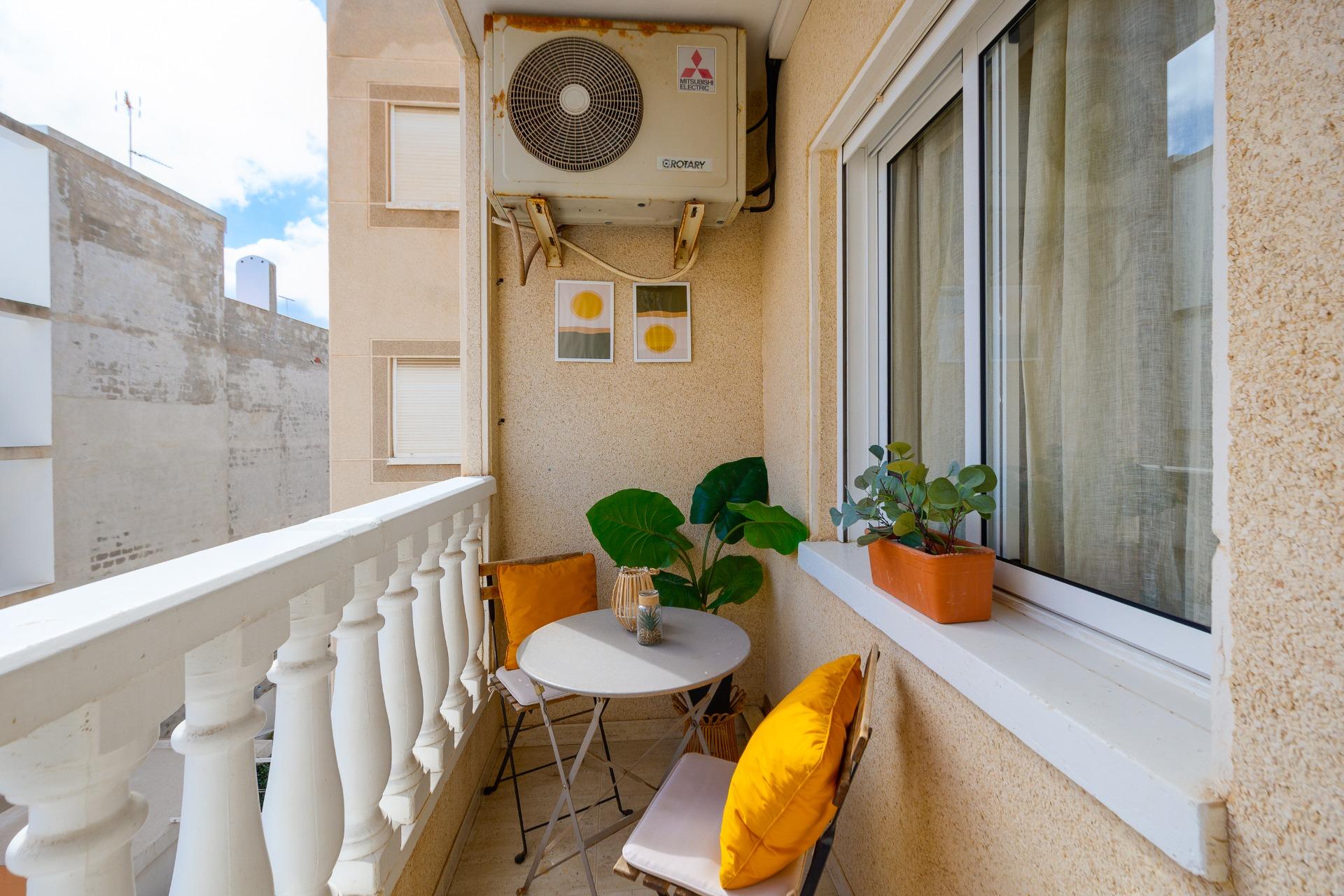 1 Bed, 1 Bath, ApartmentFor Sale, Torrevieja, Alicante