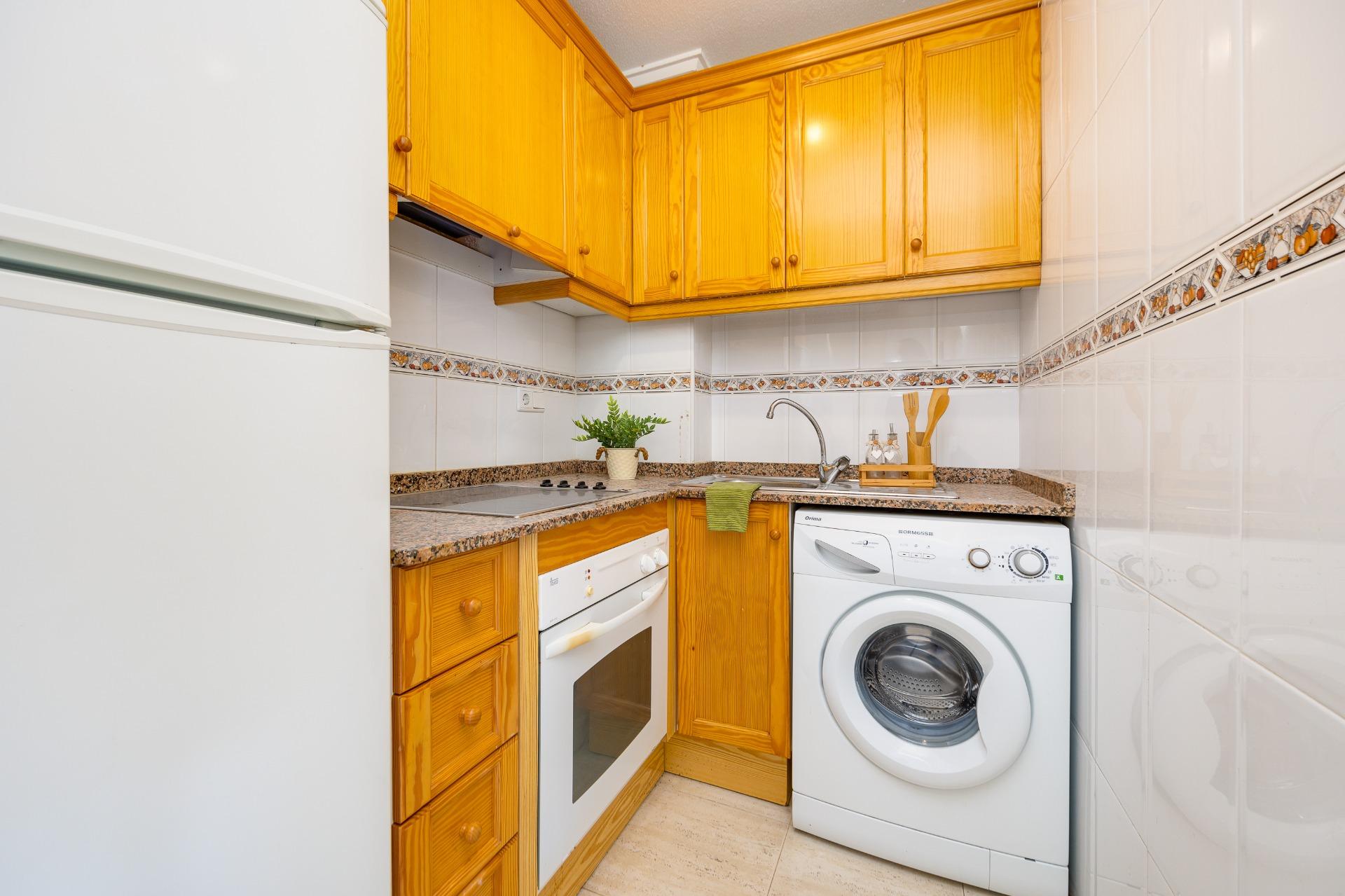 1 Bed, 1 Bath, ApartmentFor Sale, Torrevieja, Alicante