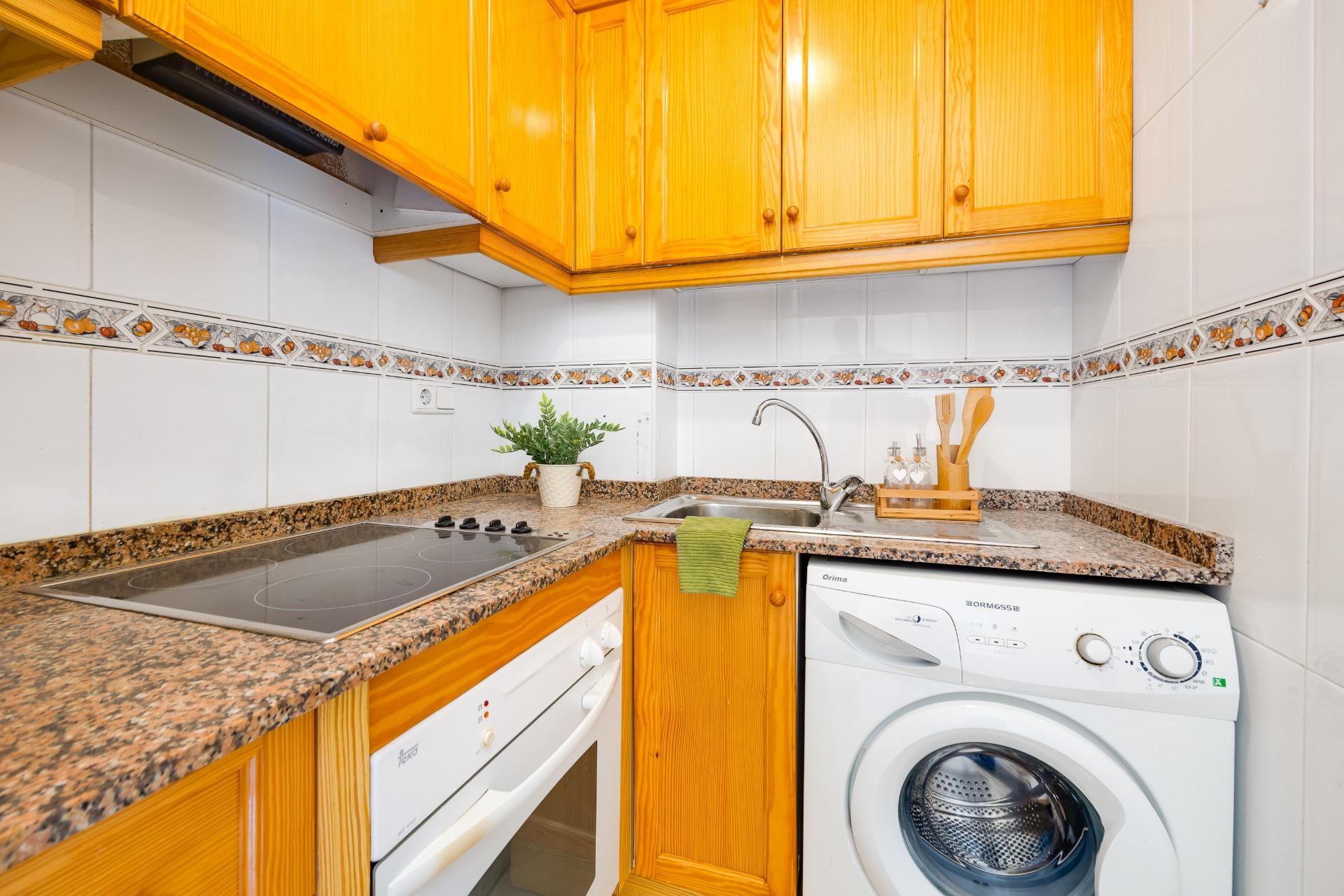 1 Bed, 1 Bath, ApartmentFor Sale, Torrevieja, Alicante