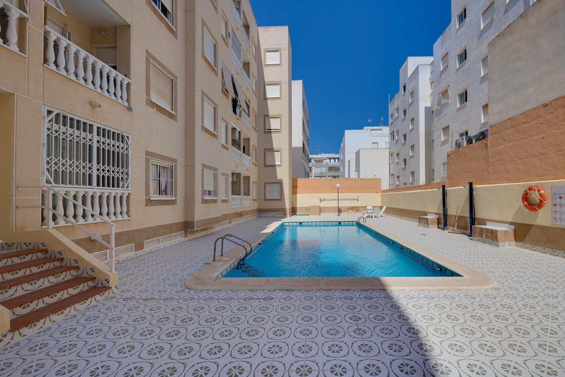 1 Bed, 1 Bath, ApartmentFor Sale, Torrevieja, Alicante