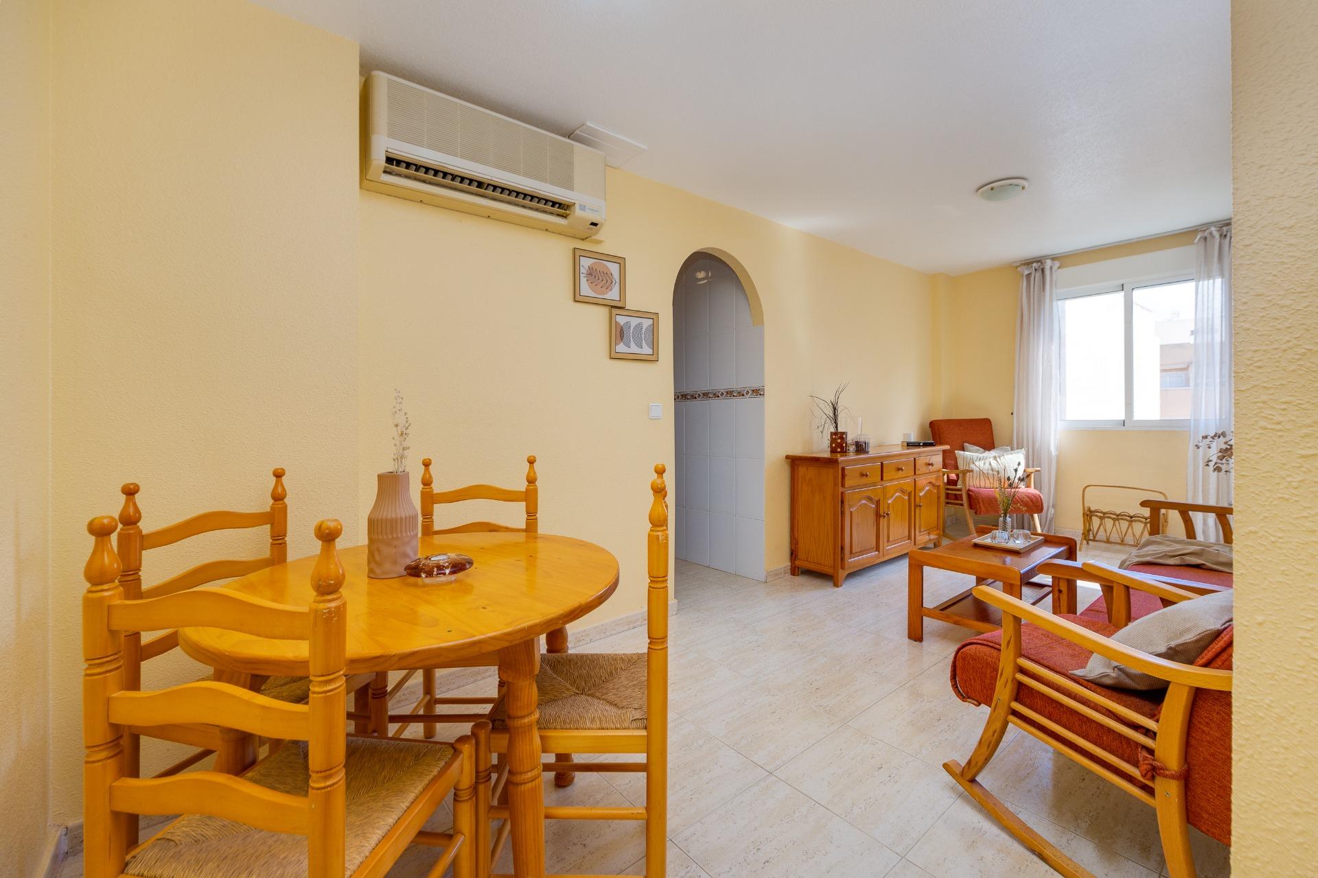 1 Bed, 1 Bath, ApartmentFor Sale, Torrevieja, Alicante