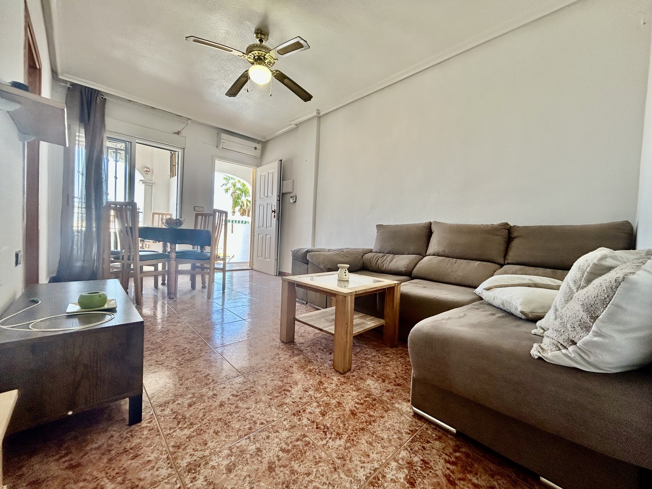 2 Bed, 1 Bath, ApartmentFor Sale, Los Altos, Alicante