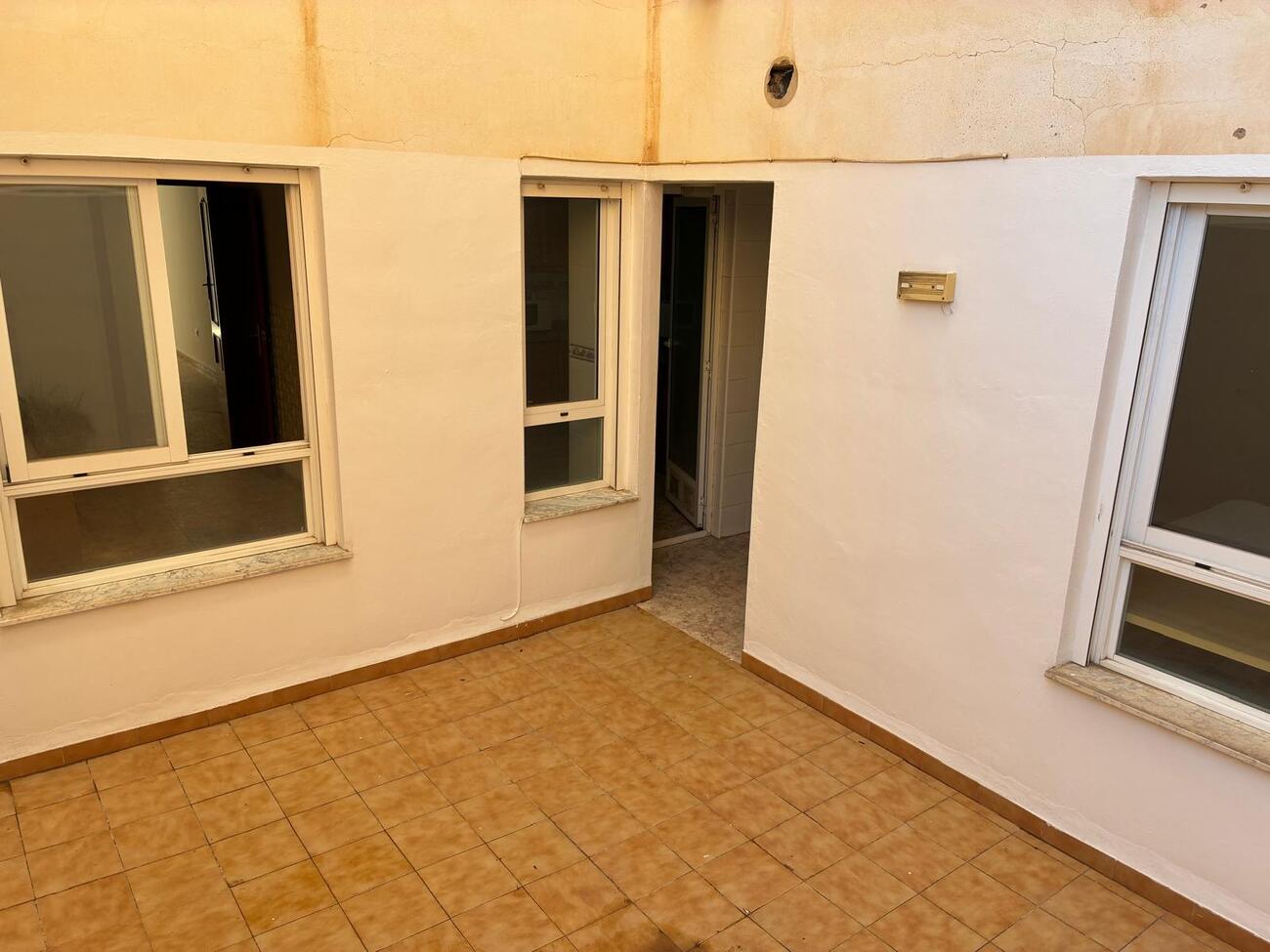 3 Bed, 2 Bath, ApartmentFor Sale, Almoradi, Alicante