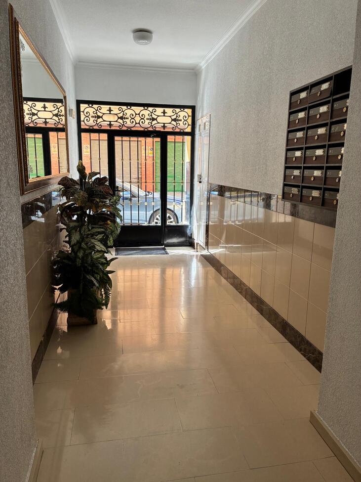 3 Bed, 2 Bath, ApartmentFor Sale, Almoradi, Alicante