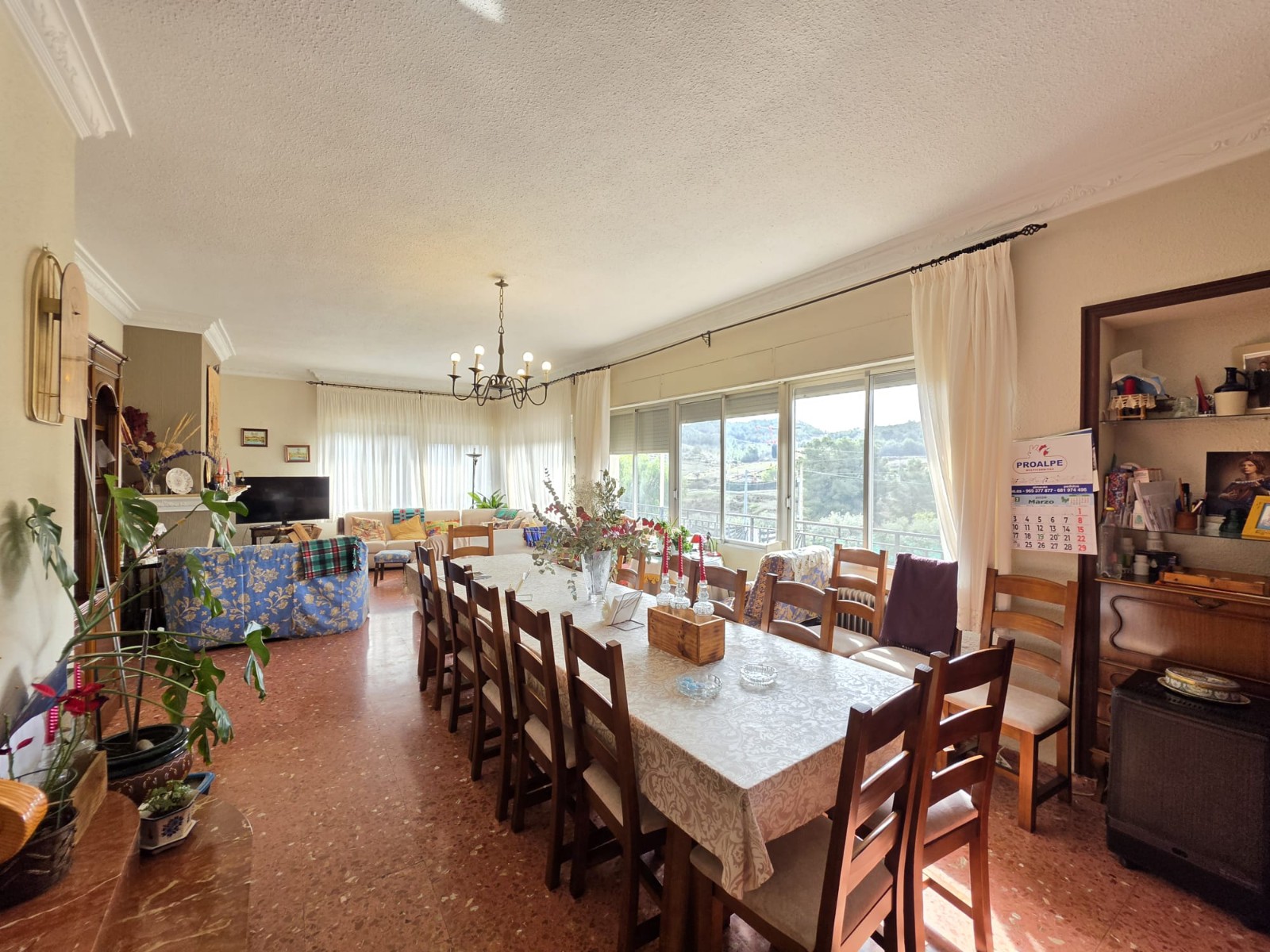 6 Bed, 4 Bath, HouseFor Sale, Elda, Alicante