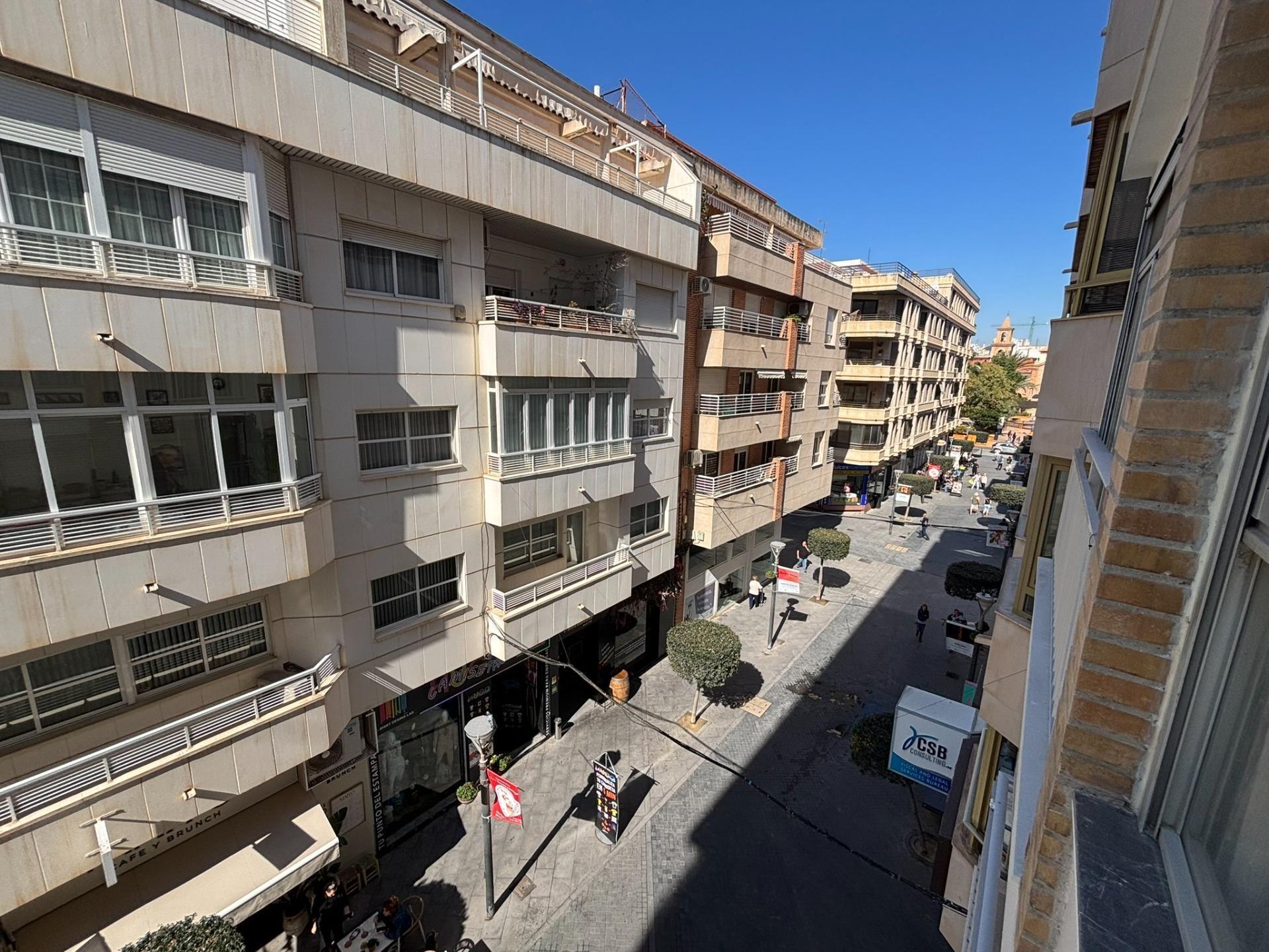 2 Bed, 1 Bath, ApartmentFor Sale, Torrevieja, Alicante