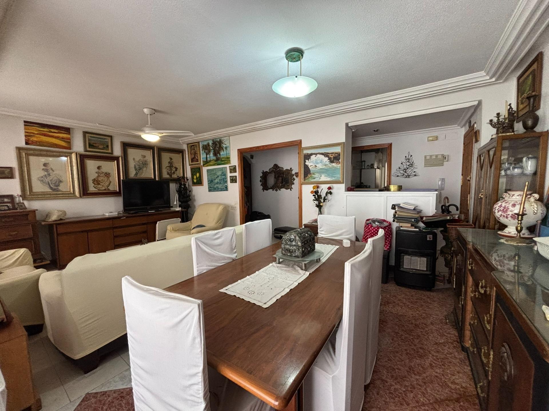 2 Bed, 1 Bath, ApartmentFor Sale, Torrevieja, Alicante