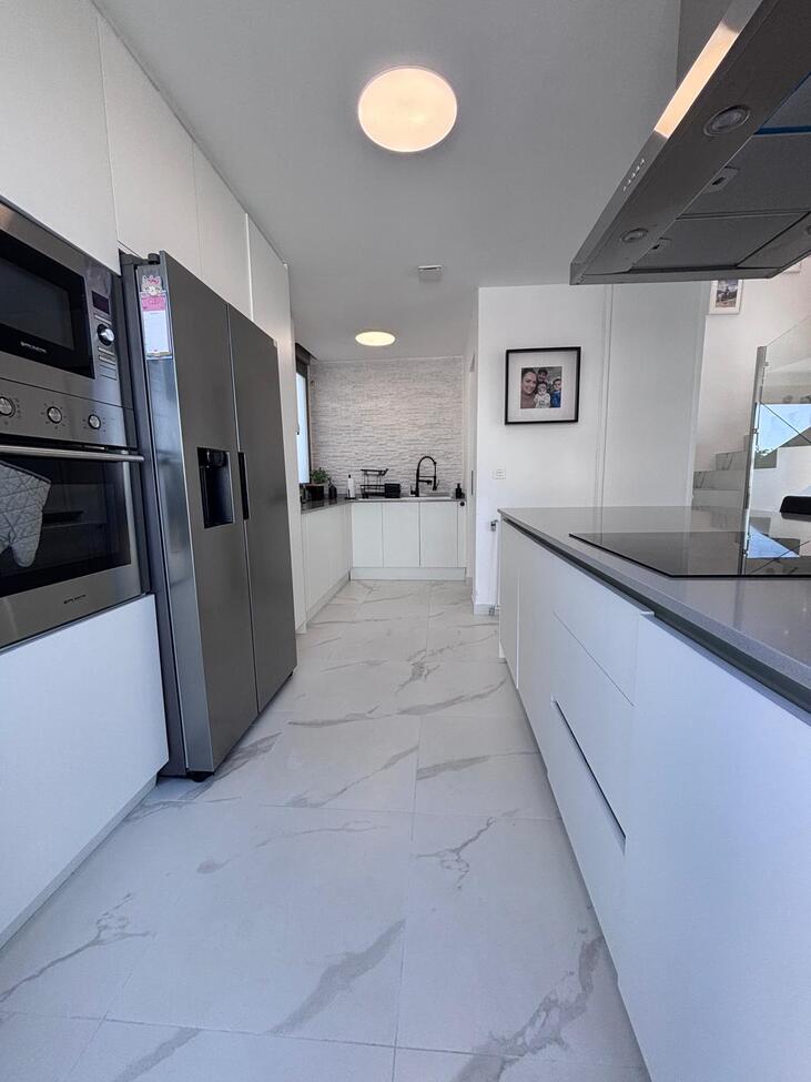 5 Bed, 3 Bath, HouseFor Sale, Villamartin, Alicante