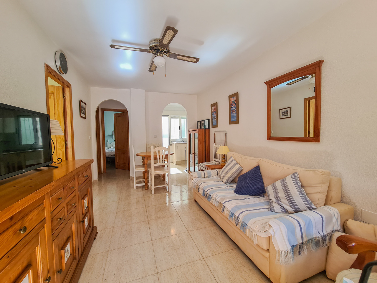 2 Bed, 1 Bath, ApartmentFor Sale, Torrevieja, Alicante