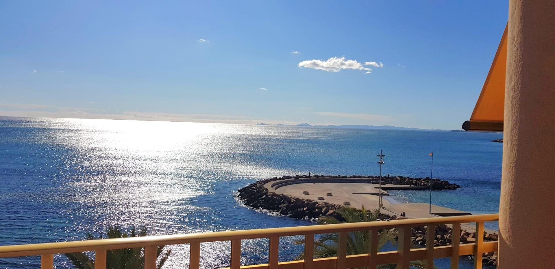 4 Bed, 2 Bath, ApartmentFor Sale, Torrevieja, Alicante