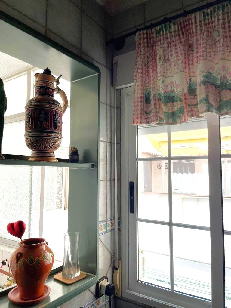 4 Bed, 2 Bath, ApartmentFor Sale, Torrevieja, Alicante