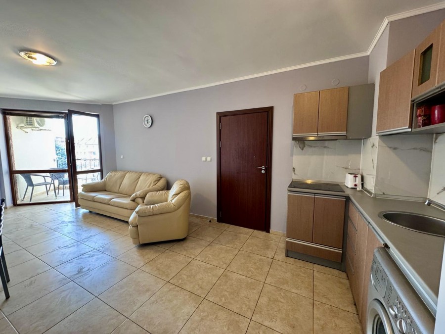 3 Bed, 2 Bath, ApartmentFor Sale, Nessebar