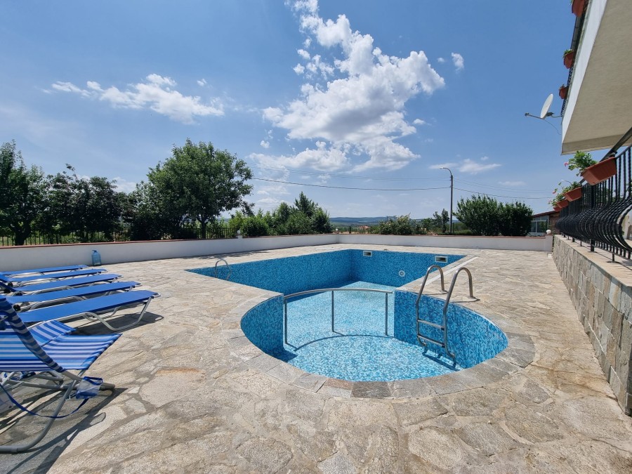 3 Bed, 3 Bath, HouseFor Sale, GorItsa