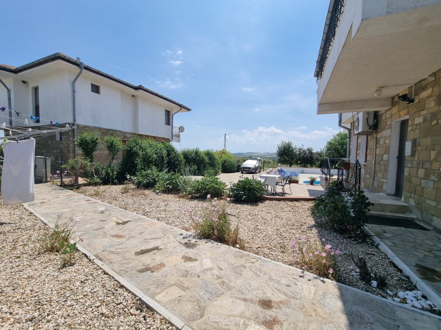 3 Bed, 3 Bath, HouseFor Sale, GorItsa