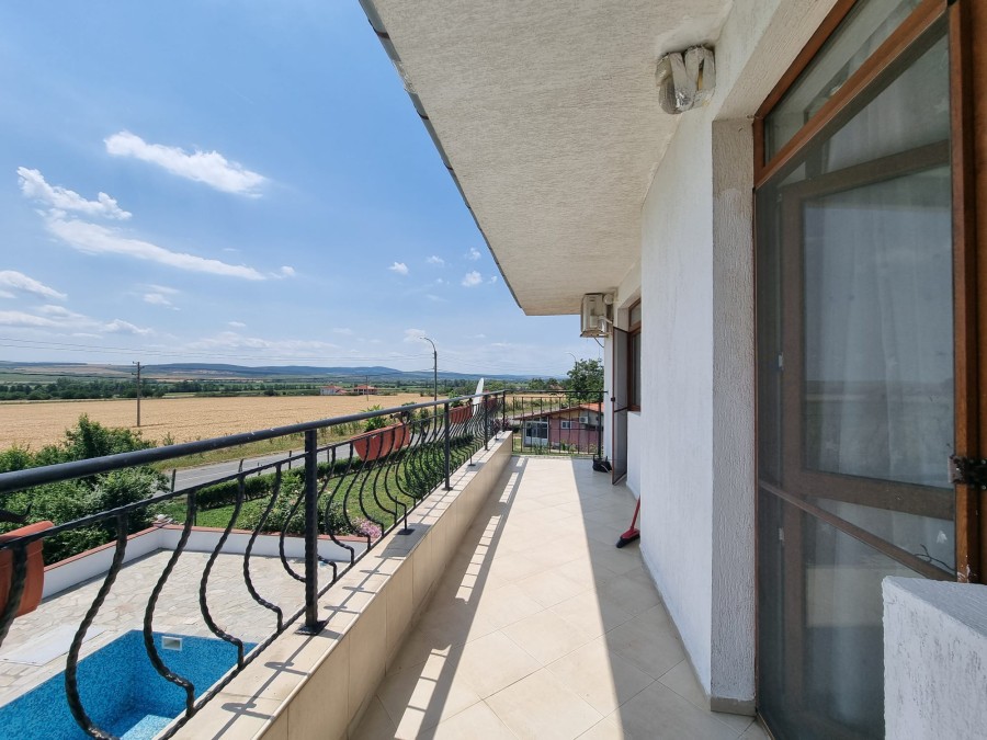 3 Bed, 3 Bath, HouseFor Sale, GorItsa