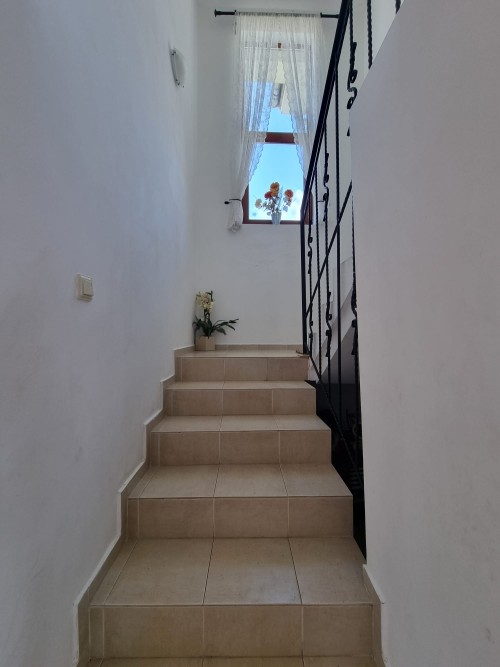 3 Bed, 3 Bath, HouseFor Sale, GorItsa