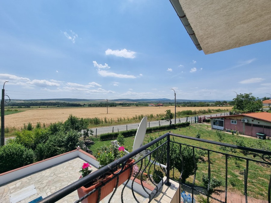 3 Bed, 3 Bath, HouseFor Sale, GorItsa