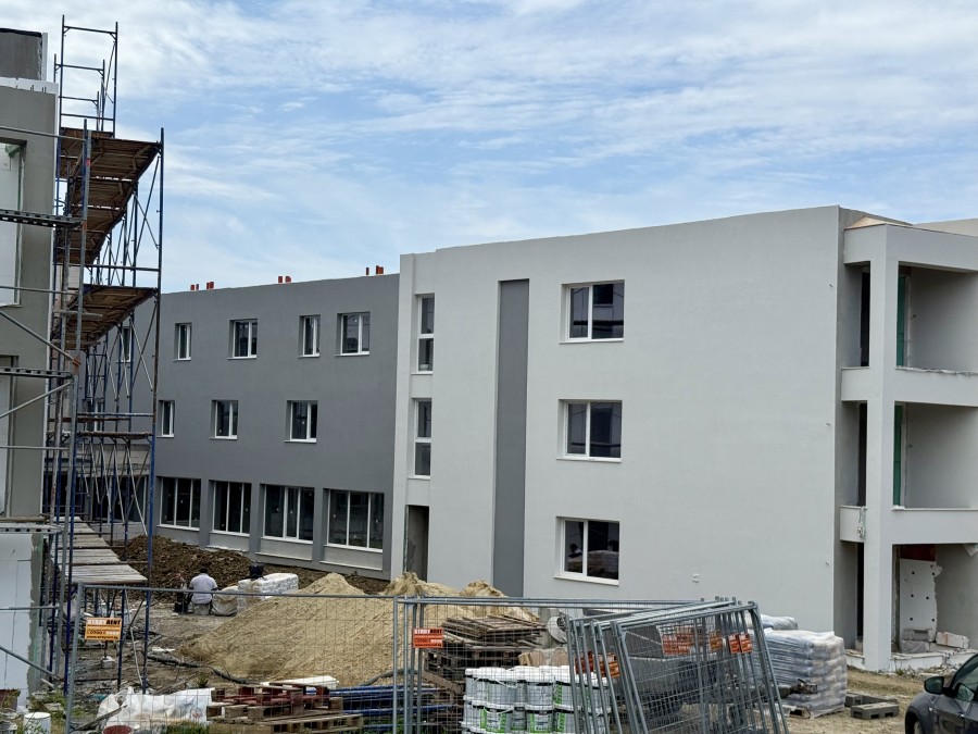 HouseFor Sale, SvetI Vlas