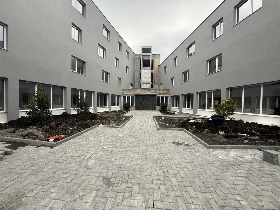 HouseFor Sale, SvetI Vlas