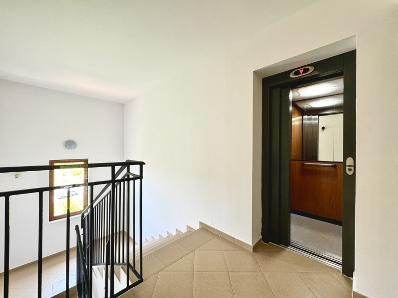 ApartmentFor Sale, KosharItsa