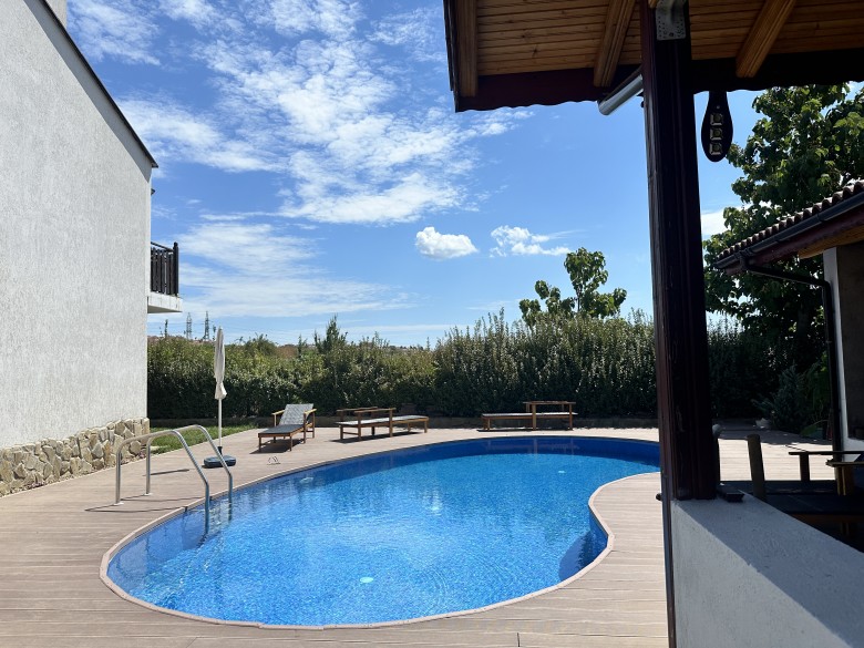 2 Bed, HouseFor Sale, KosharItsa