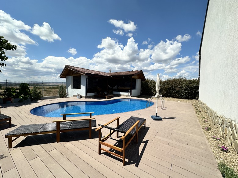 2 Bed, HouseFor Sale, KosharItsa