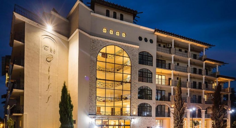 ApartmentFor Sale, Obzor