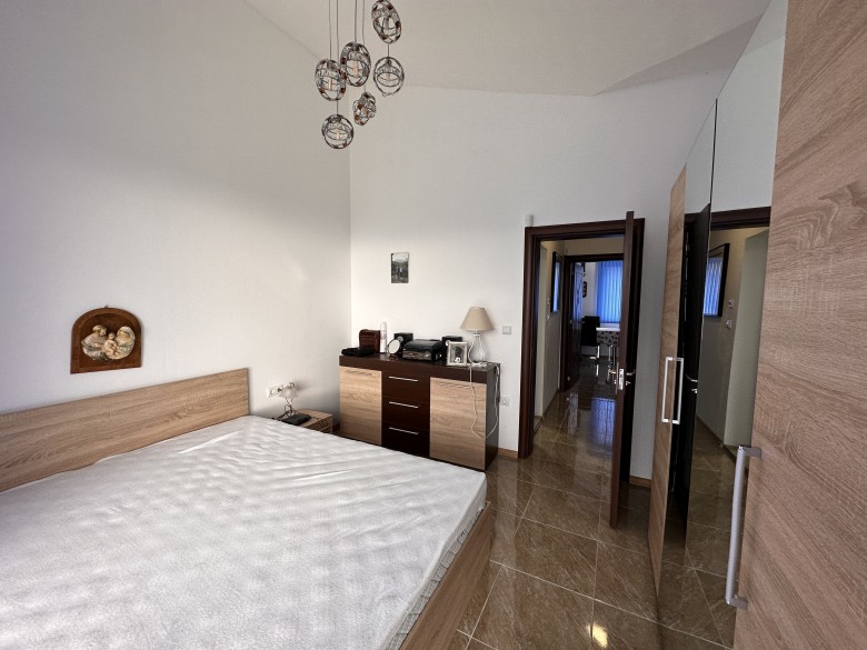 HouseFor Sale, Albena