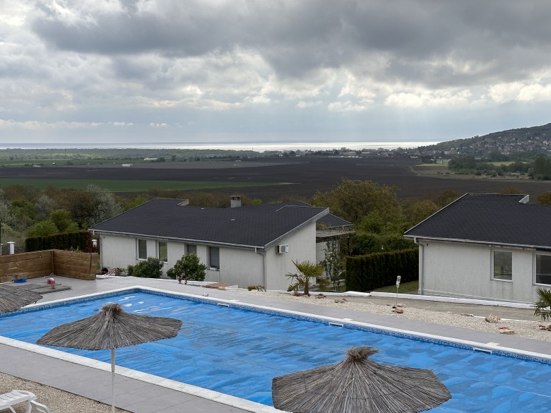 HouseFor Sale, Albena