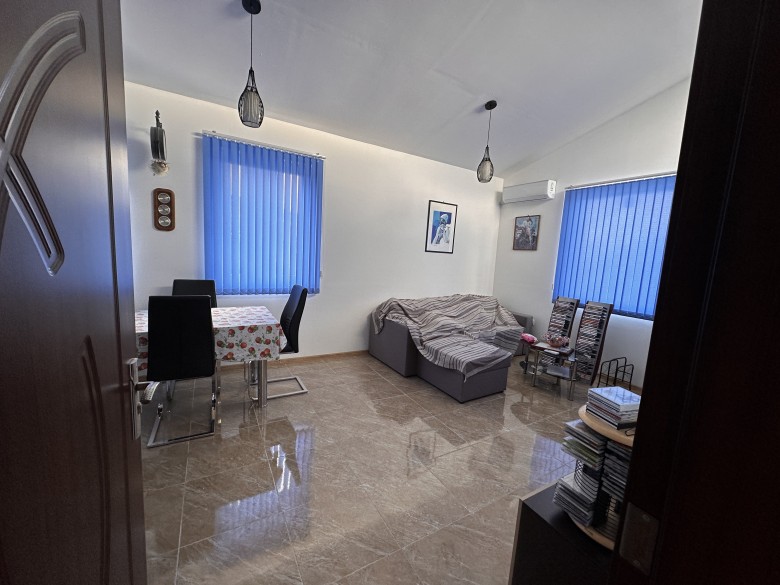 HouseFor Sale, Albena