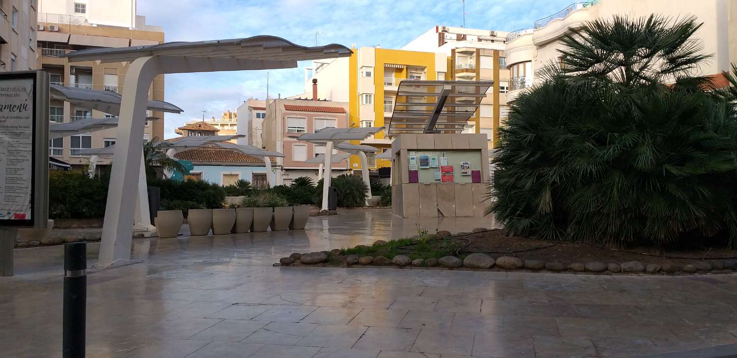 2 Bed, ApartmentFor Sale, Torrevieja, Alicante