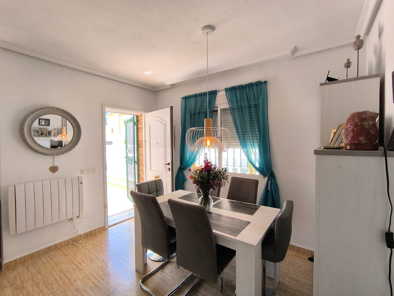 3 Bed, 2 Bath, HouseFor Sale, El Raso, Alicante