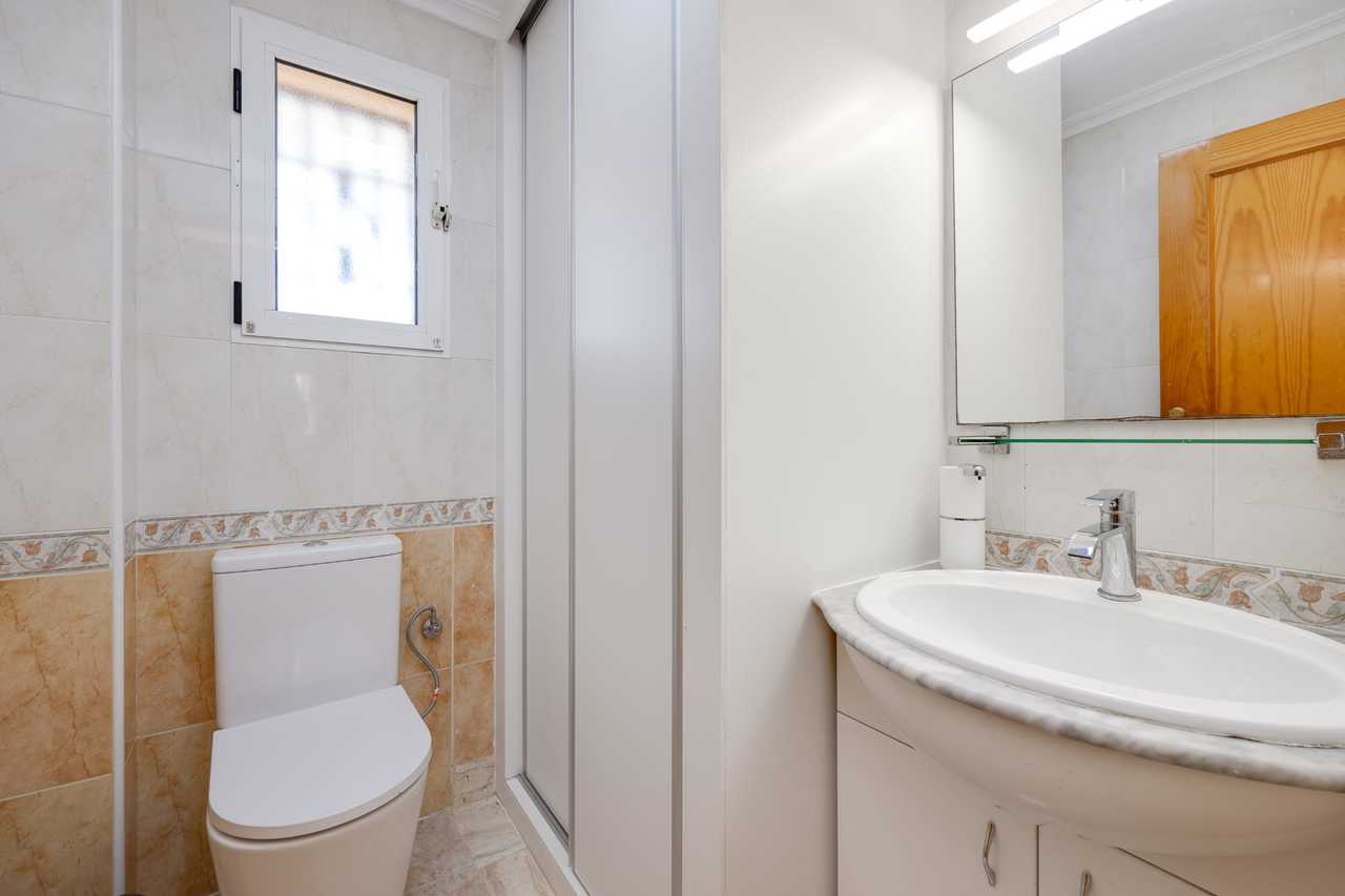 3 Bed, 2 Bath, HouseFor Sale, Torrevieja, Alicante