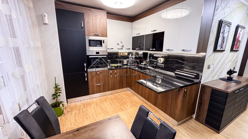 2 Bath, ApartmentFor Sale, Villa Rossa, Burgas