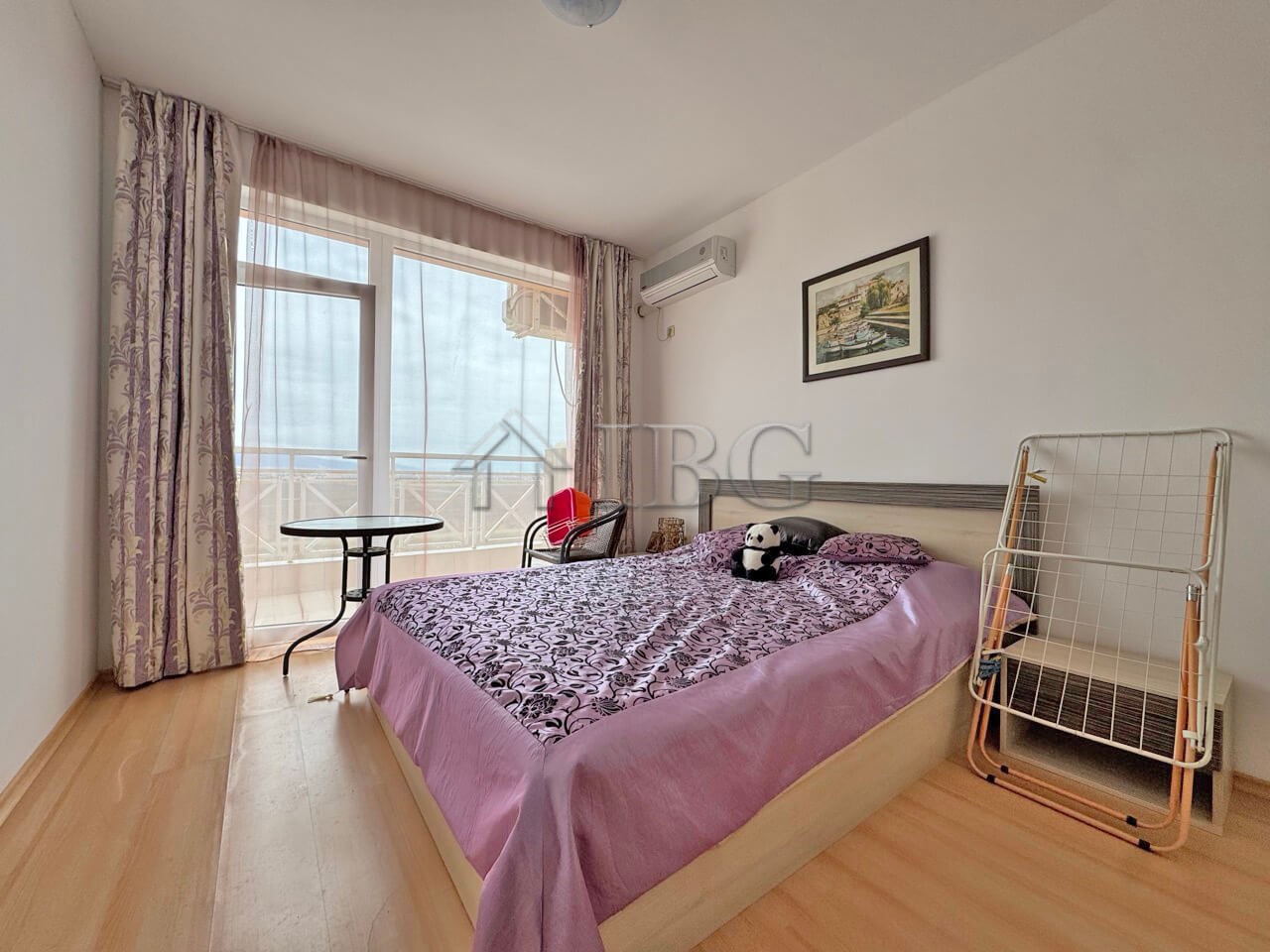 1 Bath, ApartmentFor Sale, Sunny Day 6