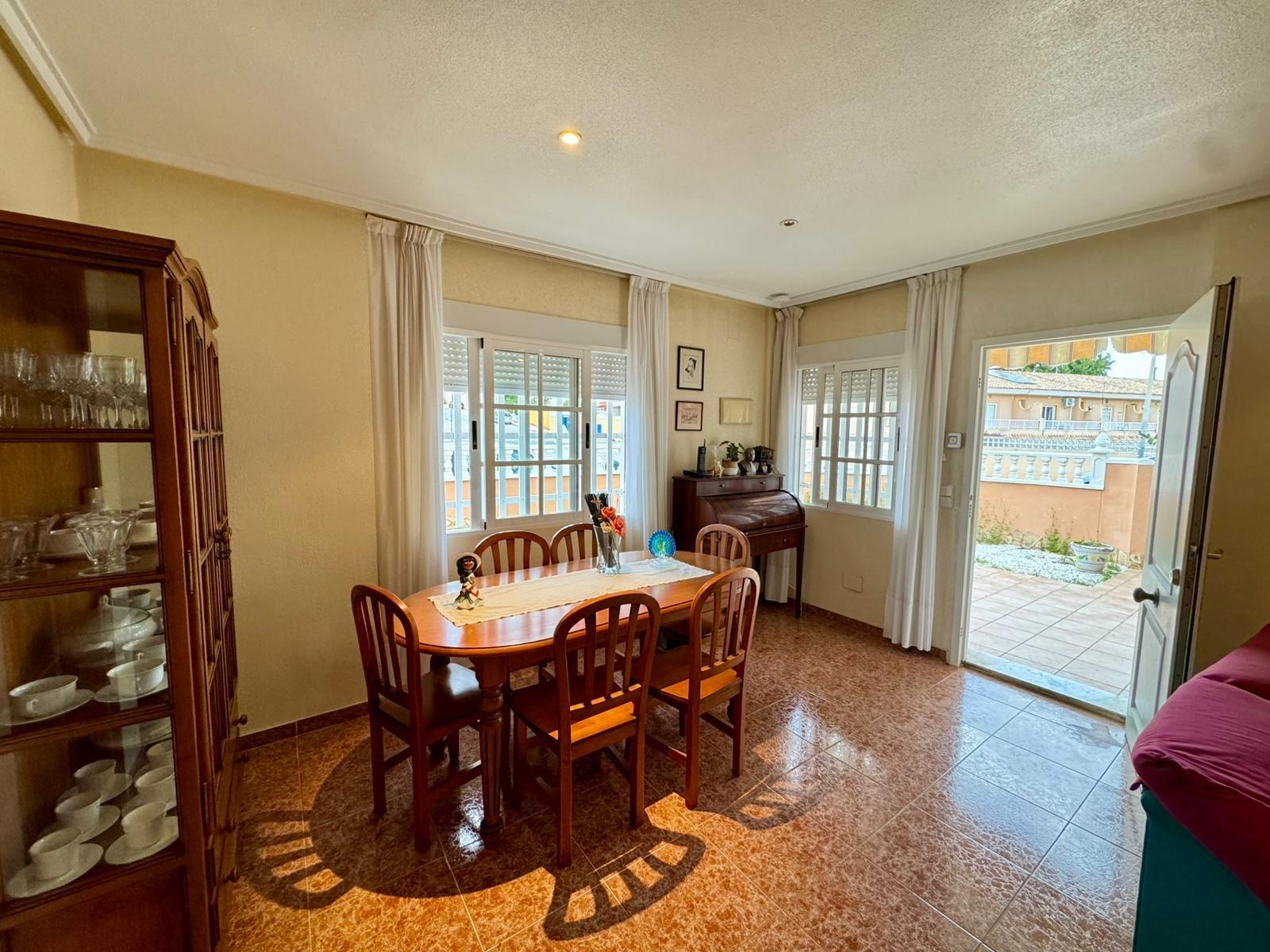 3 Bed, 2 Bath, HouseFor Sale, Torrevieja, Alicante