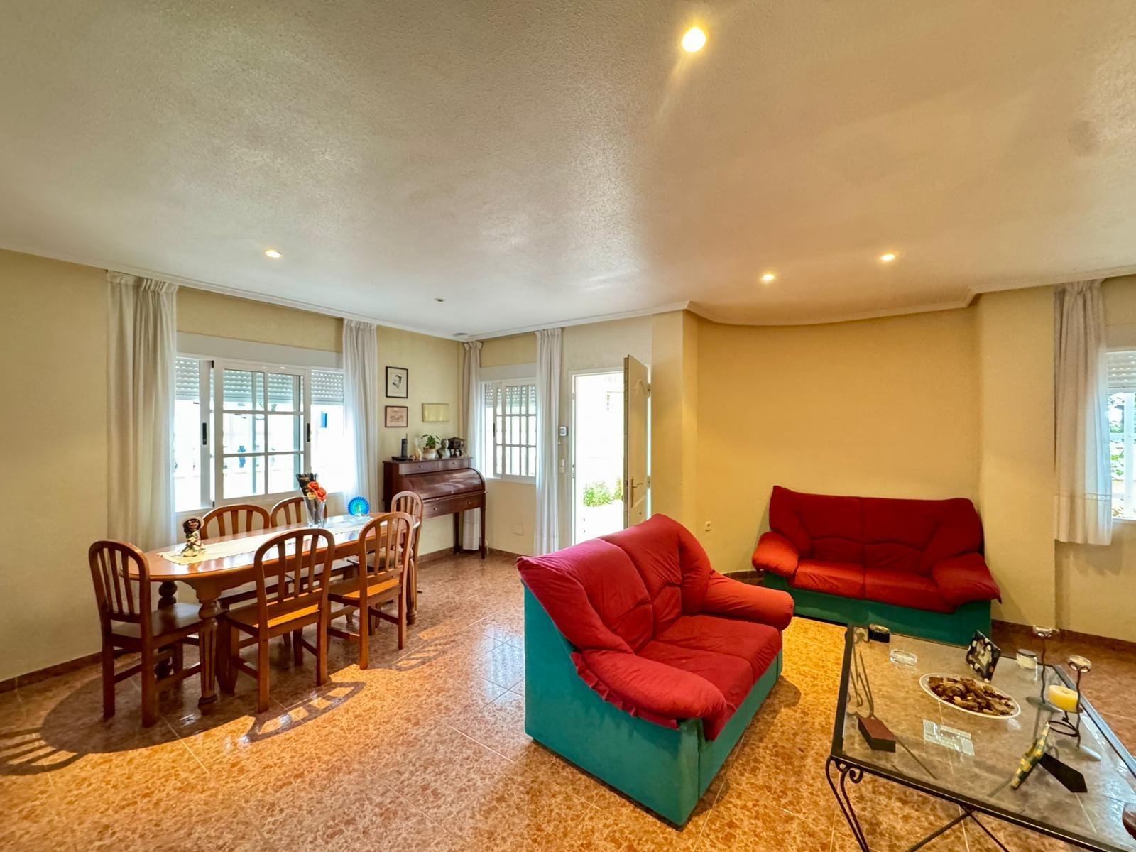 3 Bed, 2 Bath, HouseFor Sale, Torrevieja, Alicante