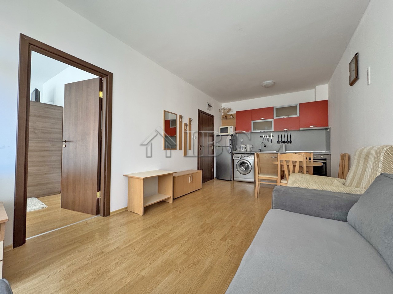 1 Bath, ApartmentFor Sale, Sunny Day 6