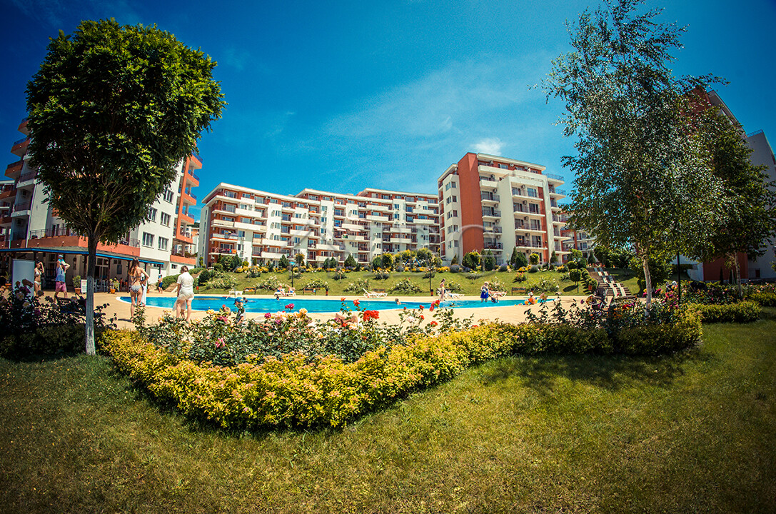 1 Bath, ApartmentFor Sale, Crown Fort Club Apartments, Saint Vlas