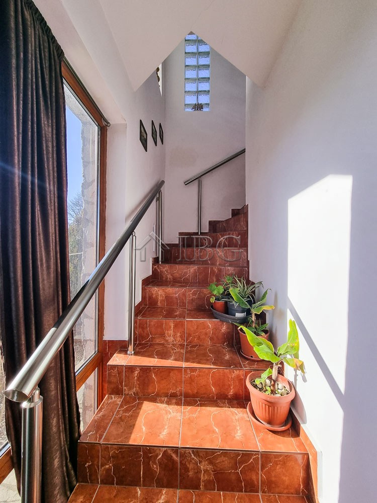 2 Bath, HouseFor Sale, Bata