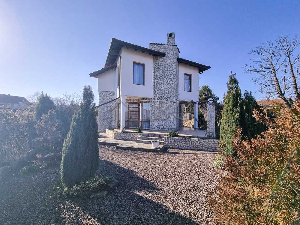 2 Bath, HouseFor Sale, Bata