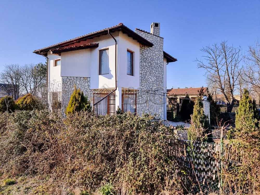 2 Bath, HouseFor Sale, Bata