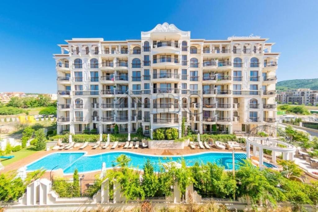 1 Bath, ApartmentFor Sale, Harmony Suites 10, SvetI Vlas
